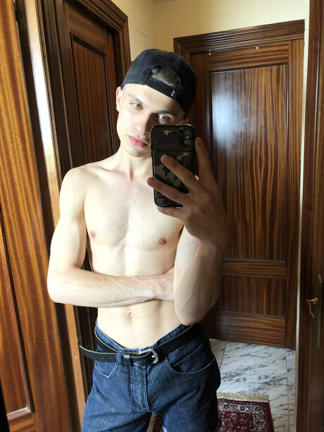 German ポルノスター 画像