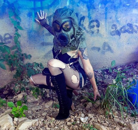 Emmy Wyatt ポルノスター xxx 写真