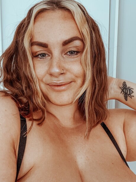 Sisi_ 完璧なモデル 画像