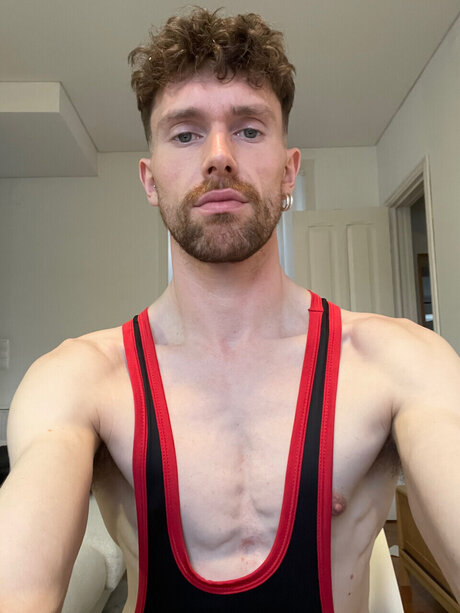 Dick M Down ポルノスター 無料 画像