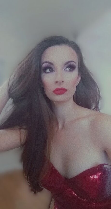 Elise James ヌードのポルノスター 写真