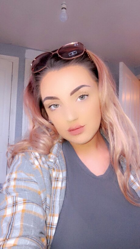 u26093487 HDモデル 写真