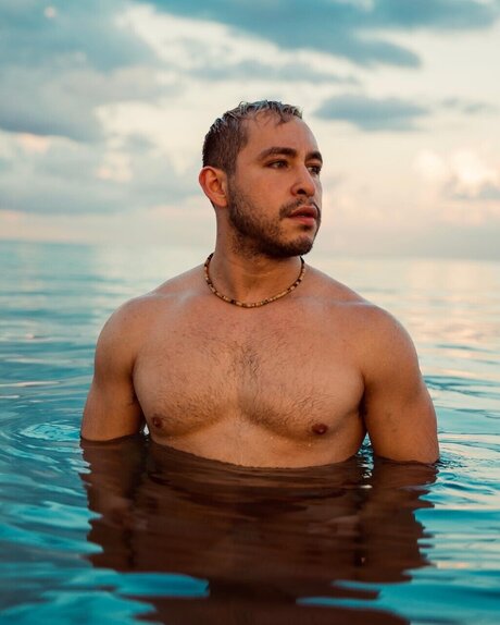 Benny Hanzo かわいいポルノスター 写真