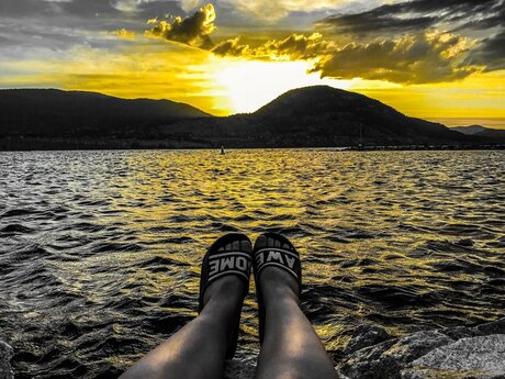 u144895523 アートモデル ギャラリー