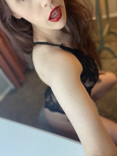 CRIISSYY_ HD女優 写真