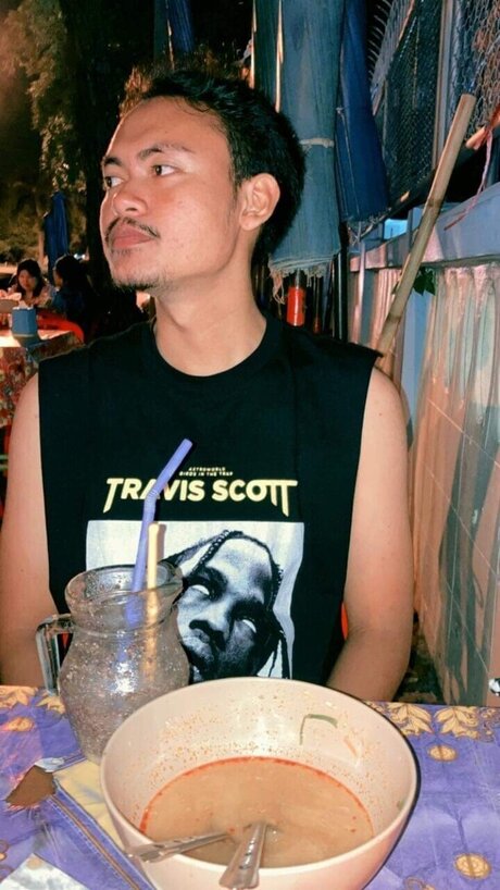 JOOXGRUU ポルノスター 無料 画像