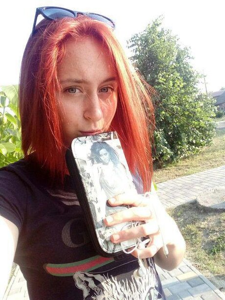 Yugo エロティックなモデル ギャラリー