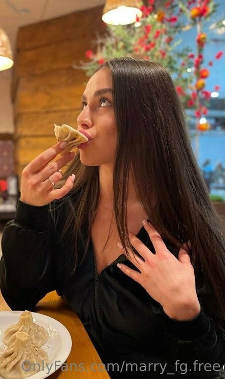 marry fgfree ホットなモデル 写真