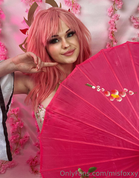 misfoxxy アダルトスター 写真