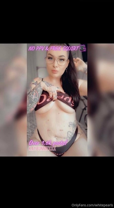 whitepearls ポルノスター セクシー 写真