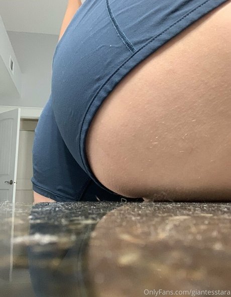 セクシーな妻オンリーファンズ 可愛い 写真