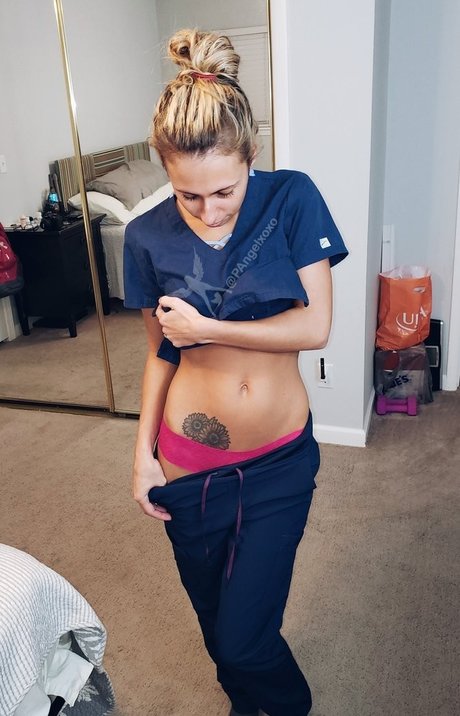 petite angelxoxo ヌードモデル 画像