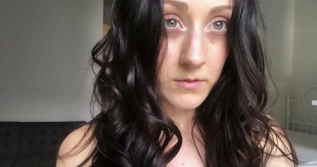 コスプレ ヘンタイ オンリーファンズ ポルノ 画像