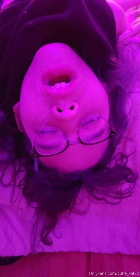 熟女オナニーオンリーファンズ エロ 画像