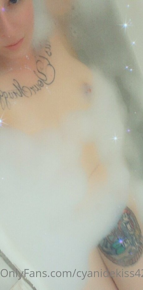 アジアン潮吹き オンリーファンズ ホットヌード ギャラリー