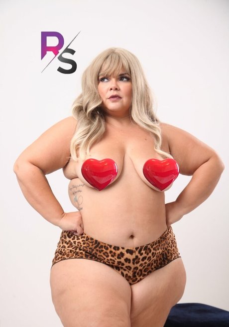 Regiarasouza アートポルノスター 画像