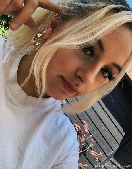 レズビアン誘惑オンリーファンズ トップ ギャラリー