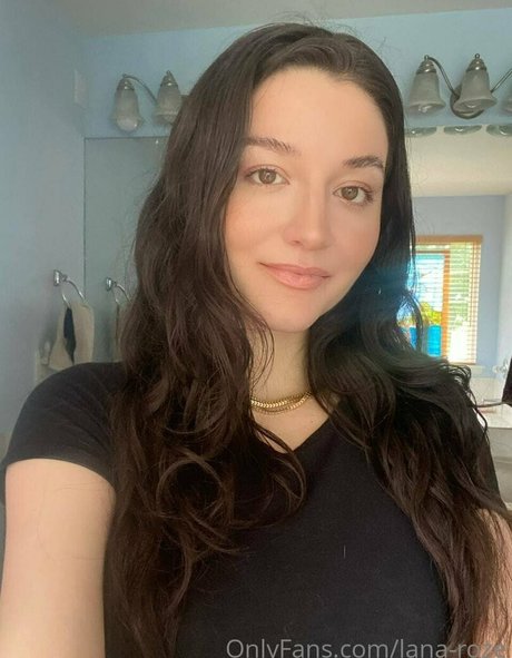 タンオンリーファン セクシーヌード 写真