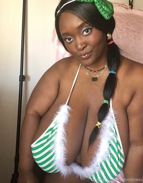 Submittress セックススター アーカイブ