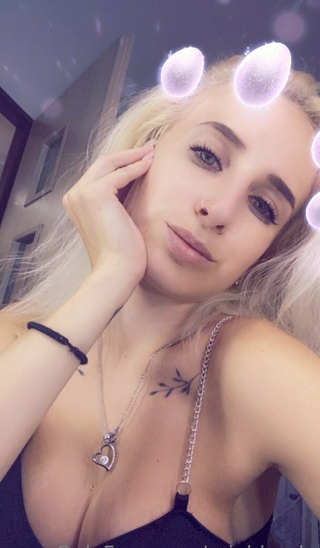 ariablonde 無料のスター 写真