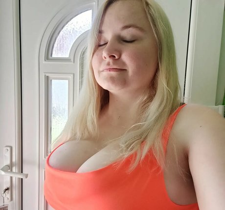 Dejana Savi エロティックモデル 画像