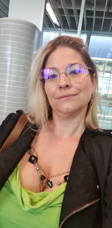 Cheyenne Duvallon アダルトスター 写真