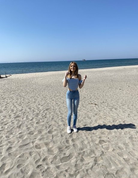 トランス熟女オンリーファンズ セクシーヌード ギャラリー