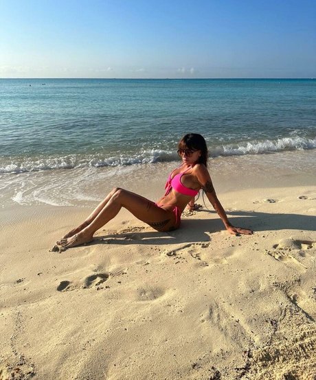 異人種間XXX オンリーファンズ 裸 画像