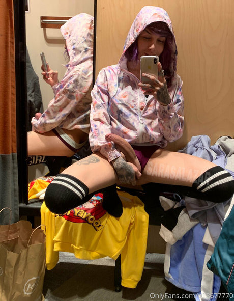 シャワー3P オンリーファンズ セックス 写真