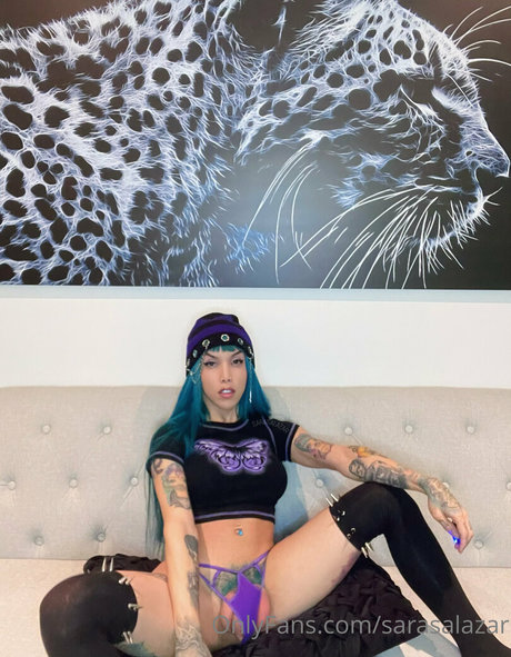 フィットネスガールズオンリーファンズ アート裸 写真