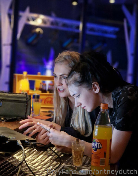 Britneydutch18 ポルノスター セックス ギャラリー