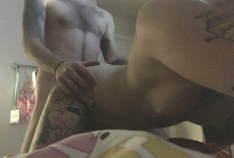 Modelmissbee モデル 写真