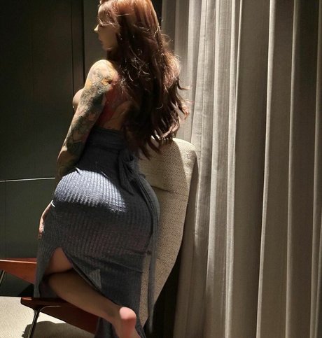 nisixixixi ホットなモデル 写真