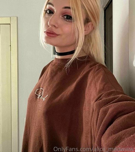 イギリスのおばあちゃんオンリーファンズ 可愛い 写真