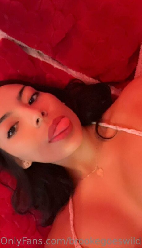 brookegoeswildx 裸のスター ギャラリー