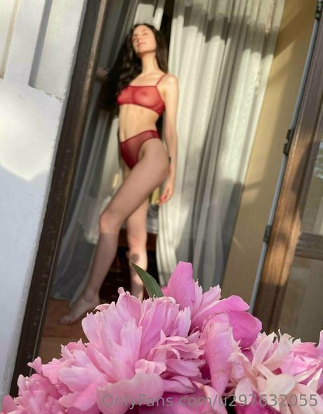 セクシーなブルネットのオンリーファンズ アダルト無料 ギャラリー