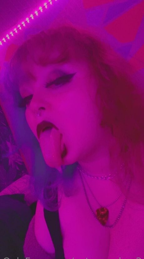 金髪の筋肉オンリーファンズ xxx 画像