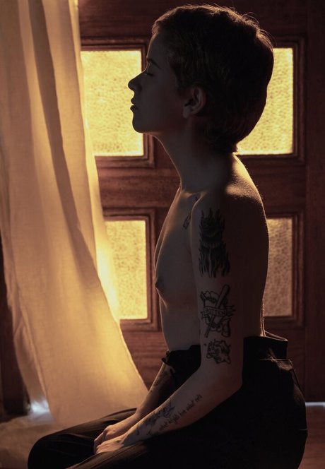 曲線美のxxx オンリーファンズ xxx ギャラリー