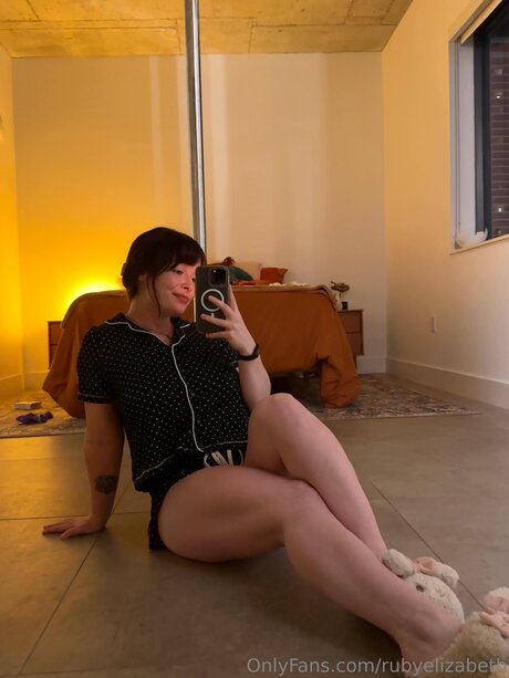 rubyelizabeth かわいいモデル 画像