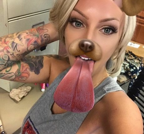 Michelle Pimer アートモデル 画像