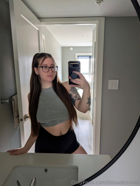 bbjademoon ポルノスター 無料 画像