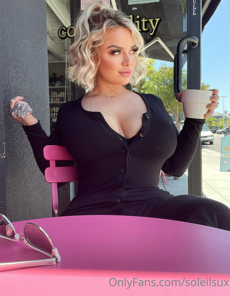 熟女 2P オンリーファンズ 裸 写真