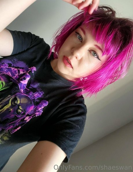 キティ・ウェット・オンリーファンズ 無料裸 写真