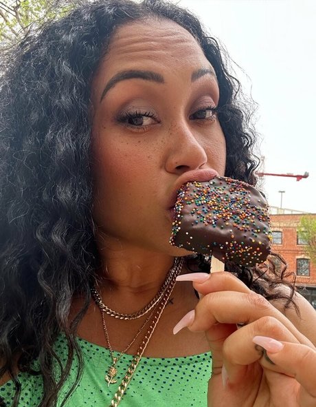 thickfancy ポルノ女優 写真