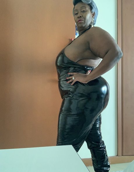 アナル無料オンリーファンズ 無料xxx 写真