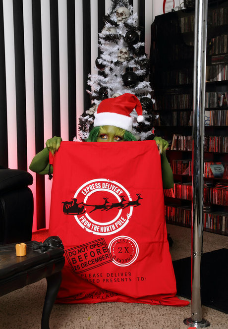 アジアのおっぱいオンリーファンズ セクシーヌード アーカイブ