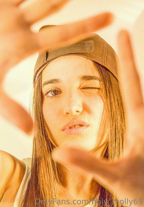 wonder molly 女優 画像