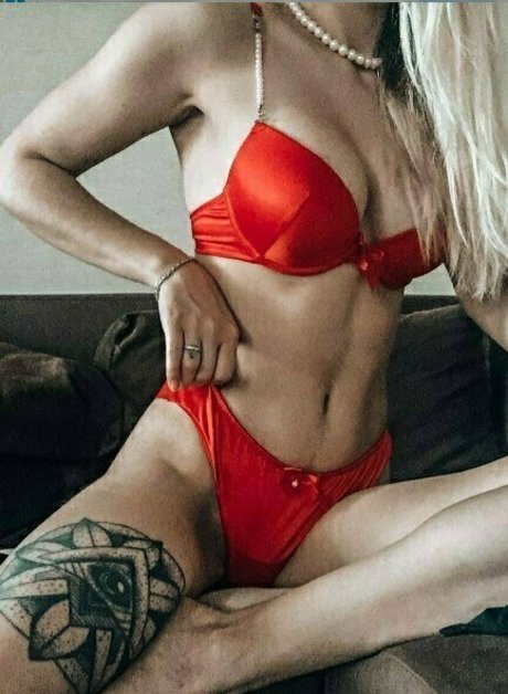 ミラーセルフィーオンリーファンズ アートxxx 画像