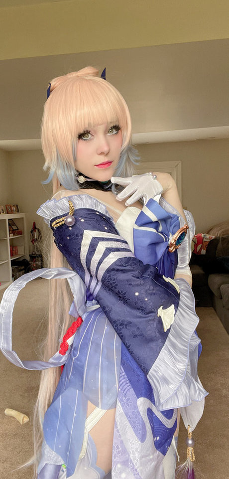 巨乳で痩せているオンリーファンズ セクシーxxx 画像