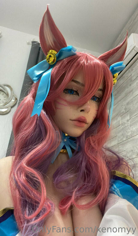 Xenomyy セクシーなスター 画像